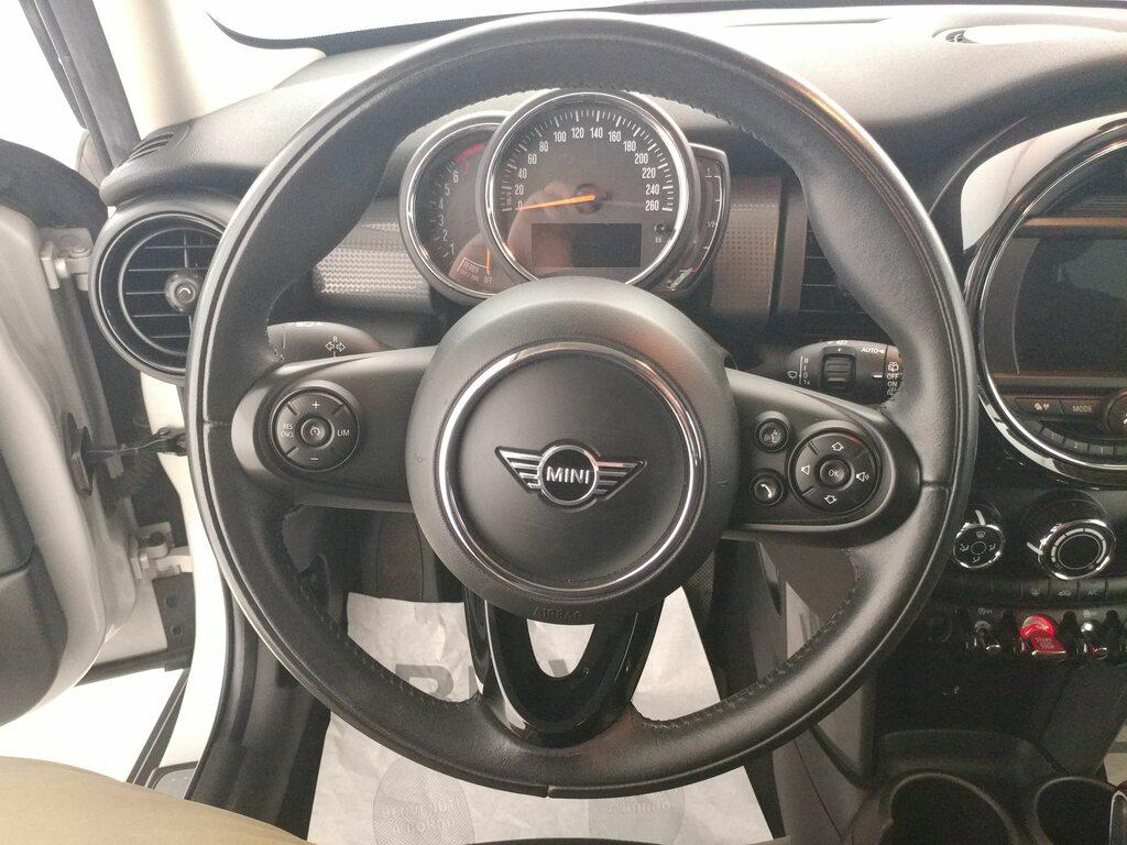 Mini Cooper 1.5 TwinPower Turbo Cooper Business XL DCT