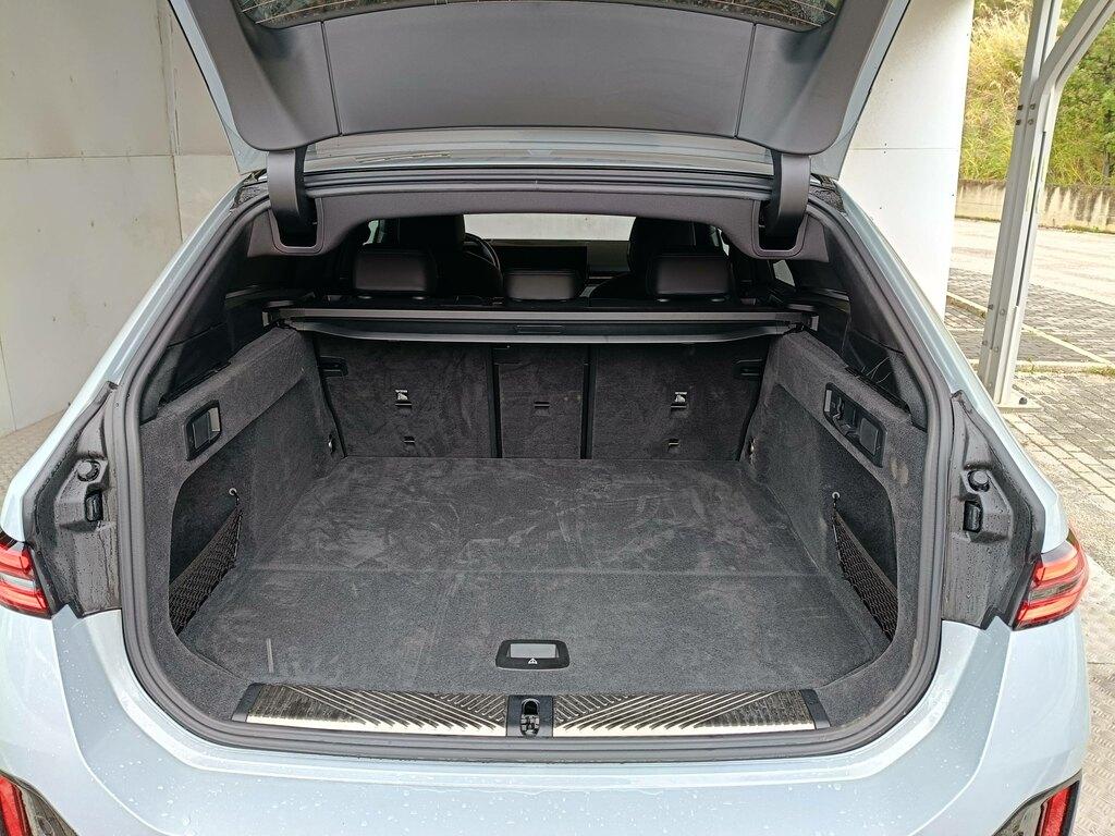 BMW Serie 5 520d Touring 48V xdrive Msport auto