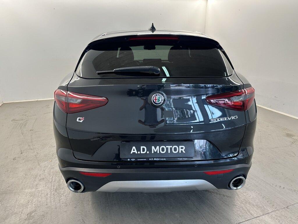 Alfa Romeo Stelvio 2.2 t Lusso Q4 210cv auto