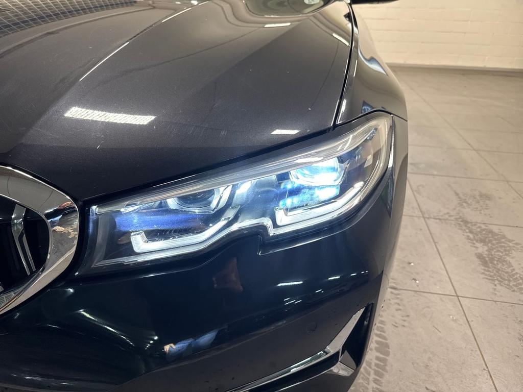 BMW Serie 3 320d Touring mhev 48V xdrive Luxury auto