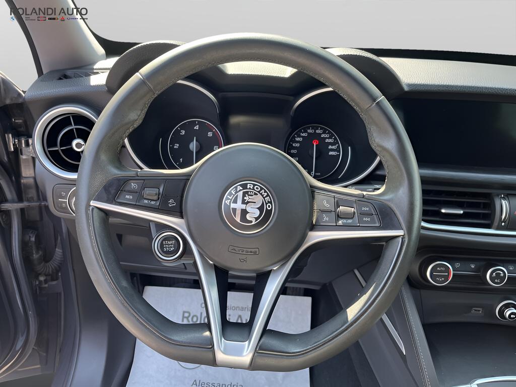 Alfa Romeo Stelvio 2.2 t Business rwd 180cv auto