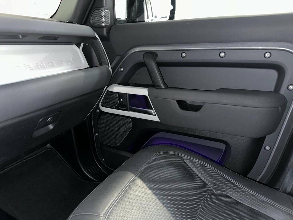 Land Rover Defender 110 2.0d sd4 awd 200cv auto