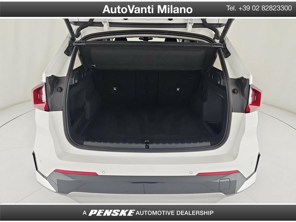 BMW iX1 edrive 20 X-Line