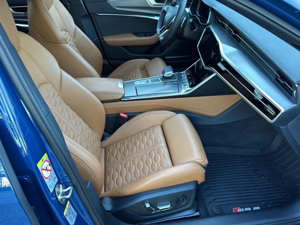 Audi RS6 Avant 4.0 mhev performance quattro tiptronic