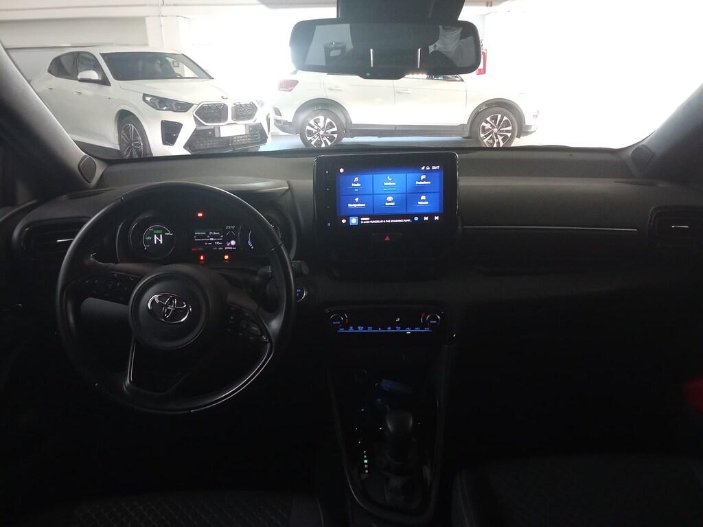 Toyota Yaris 1.5h Lounge