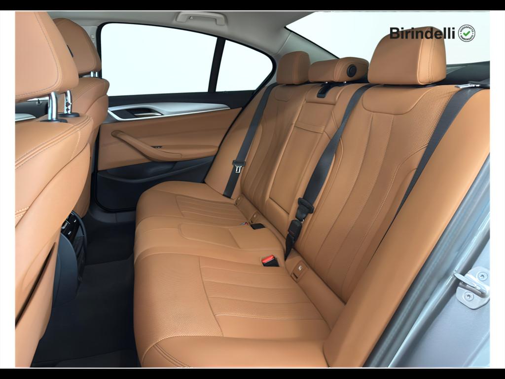 BMW Serie 5 520d mhev 48V xdrive Business auto