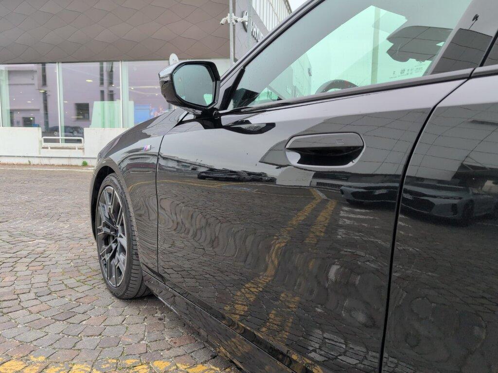 BMW i5 M i5 M60 M Sport Pro