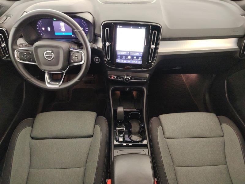 Volvo XC40 2.0 b3 Plus Dark auto