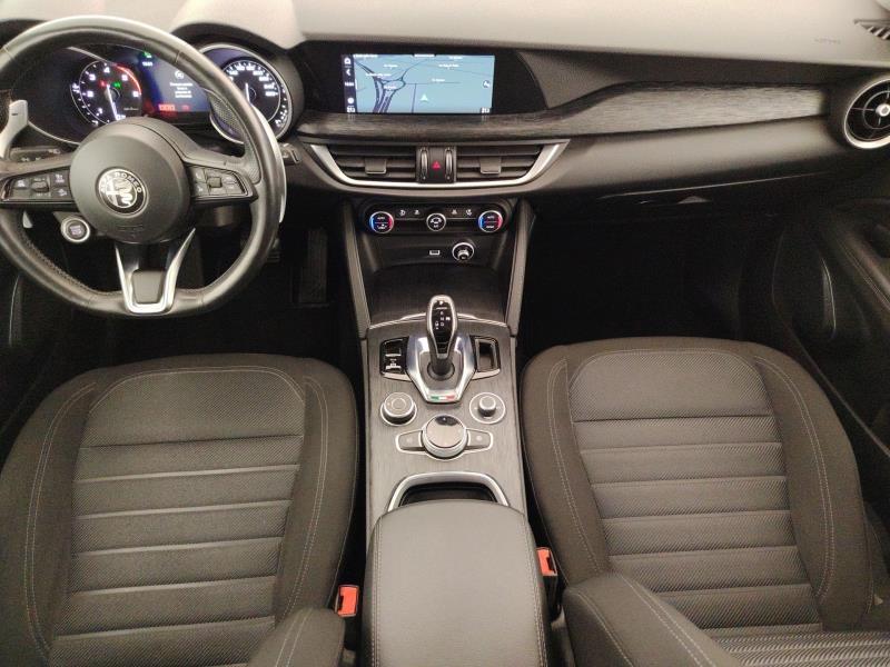 Alfa Romeo Stelvio 2.2 t Business Q4 190cv auto