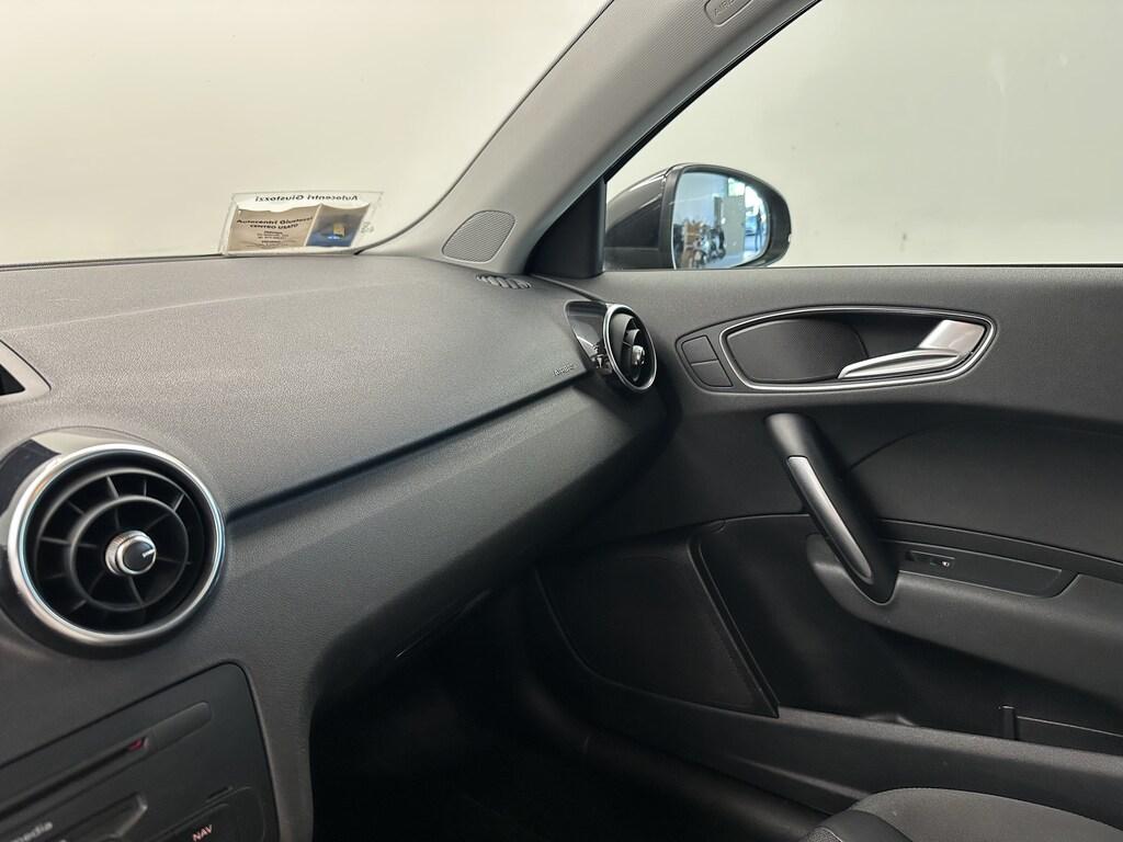 Audi A1 Sportback 1.6 tdi Ambition s-tronic