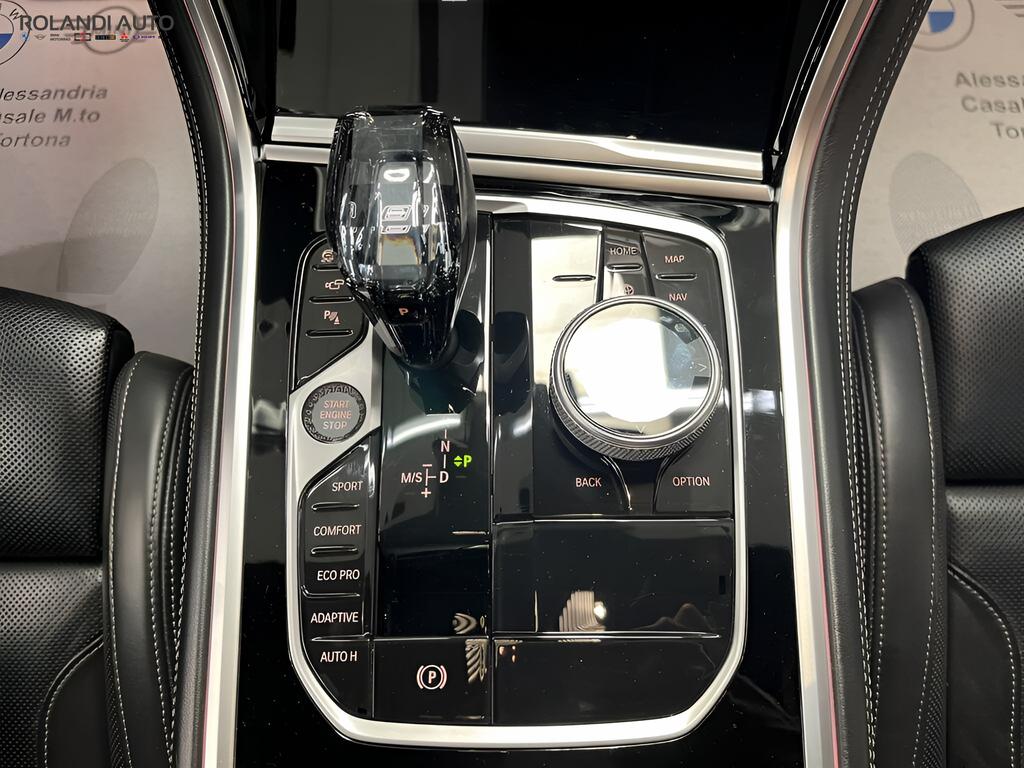 BMW Serie 8 840d Gran Coupe mhev 48V xdrive Individual Composition Msport auto