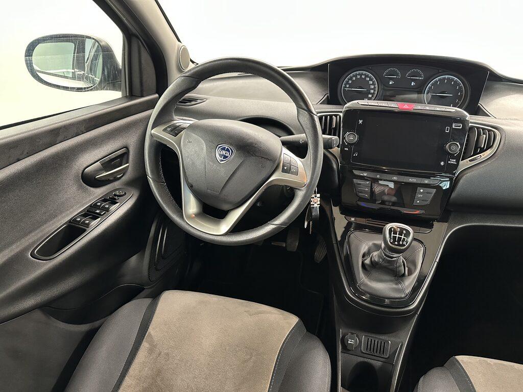 Lancia Ypsilon 1.0 hybrid Gold s&s 70cv