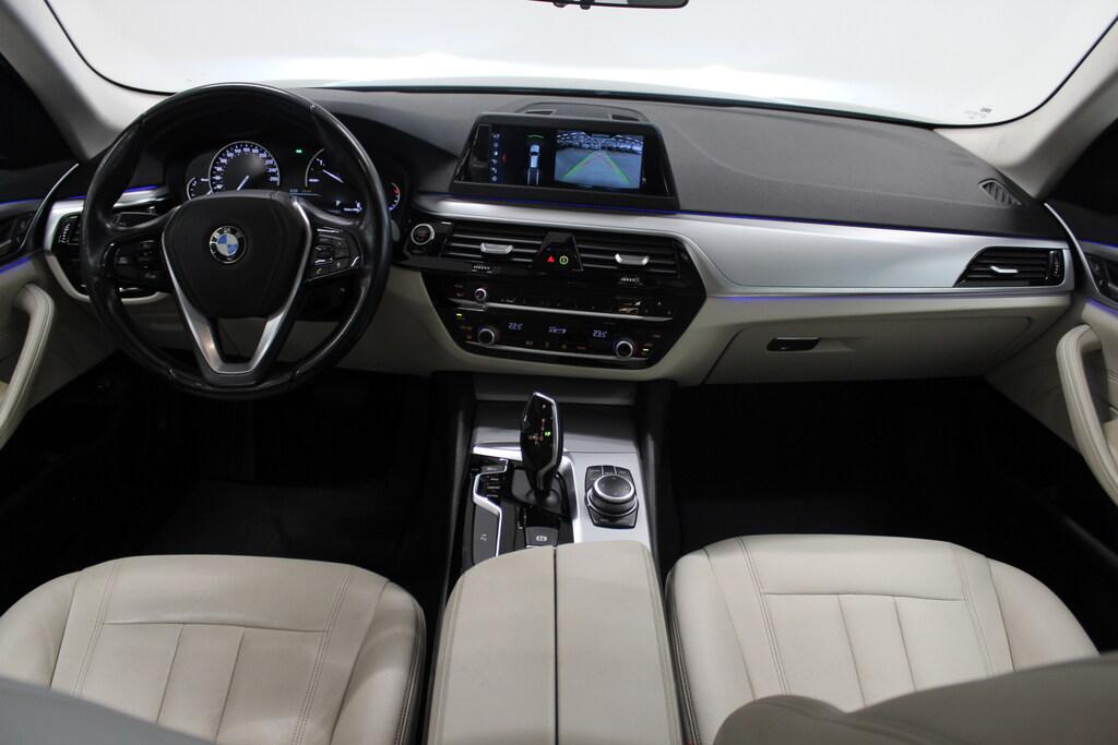 BMW Serie 5 530d Touring xdrive Business 249cv auto