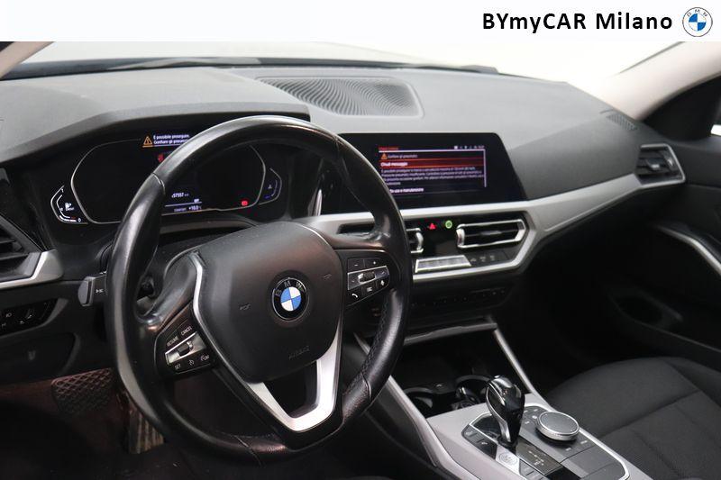 BMW Serie 3 320d Touring mhev 48V xdrive Business Advantage auto