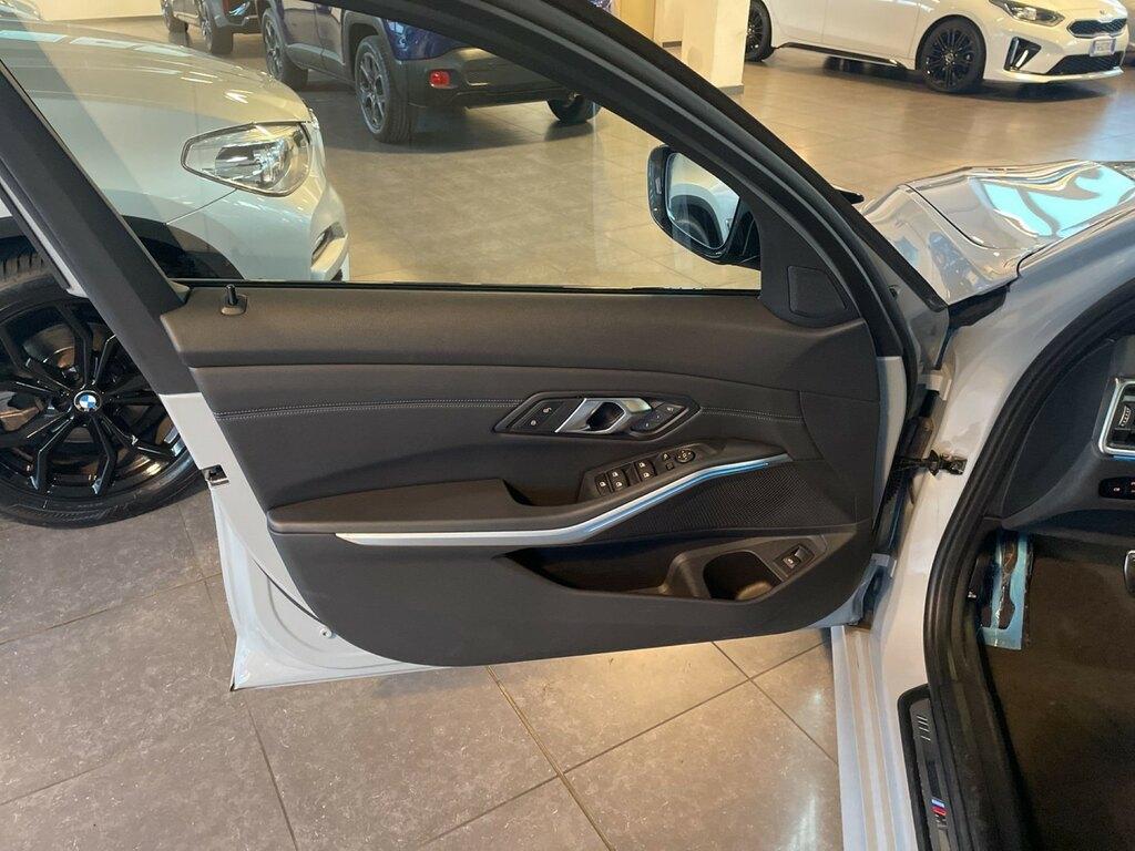 BMW Serie 3 M M340i Touring mhev 48V xdrive auto