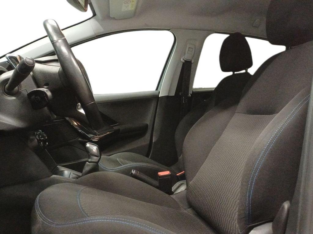 Peugeot 208 1.2 puretech Signature s&s 82cv 5p