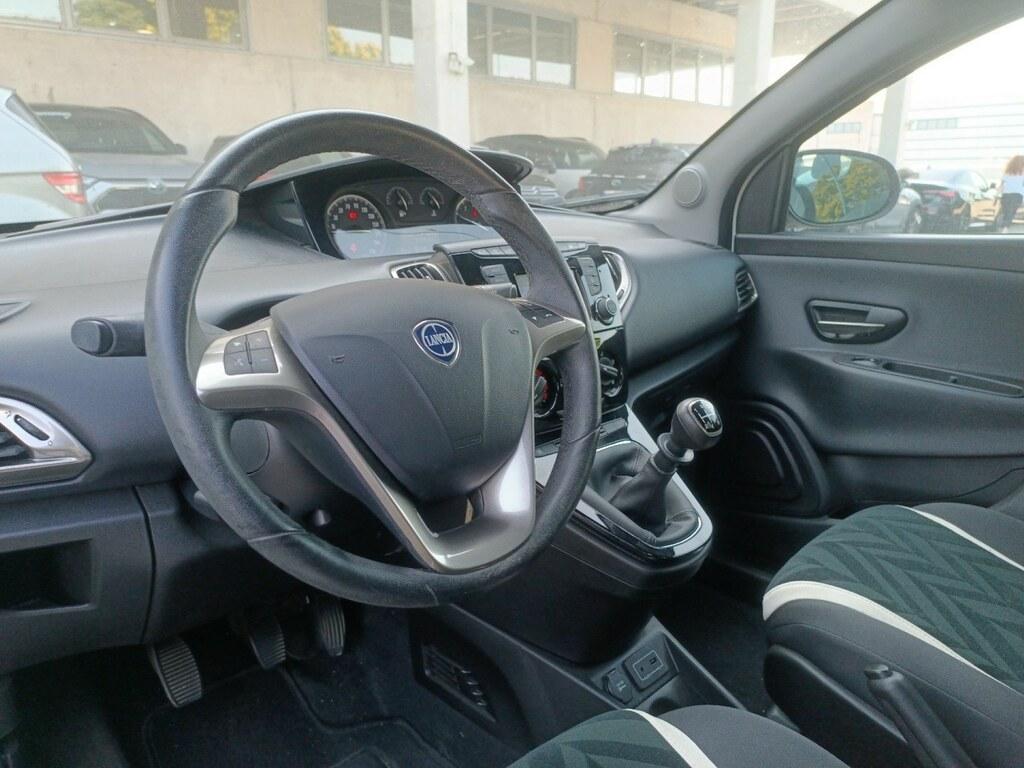 Lancia Ypsilon 1.2 Silver 69cv