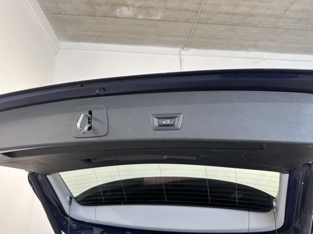 BMW X1 xdrive18d xLine auto my18