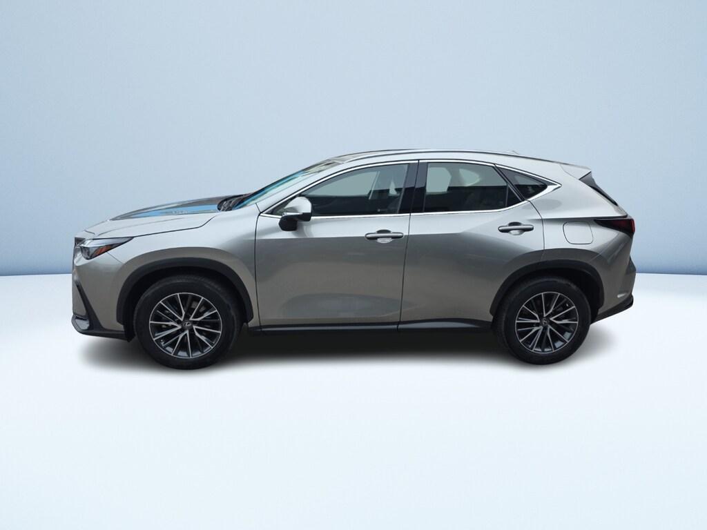 Lexus NX 2.5 hybrid Business 4wd e-cvt