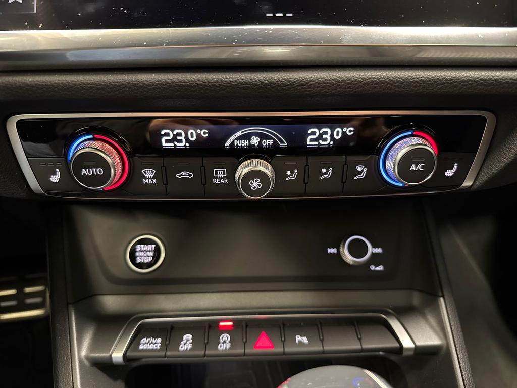 Audi Q3 Sportback 35 2.0 tdi S Line Edition s-tronic