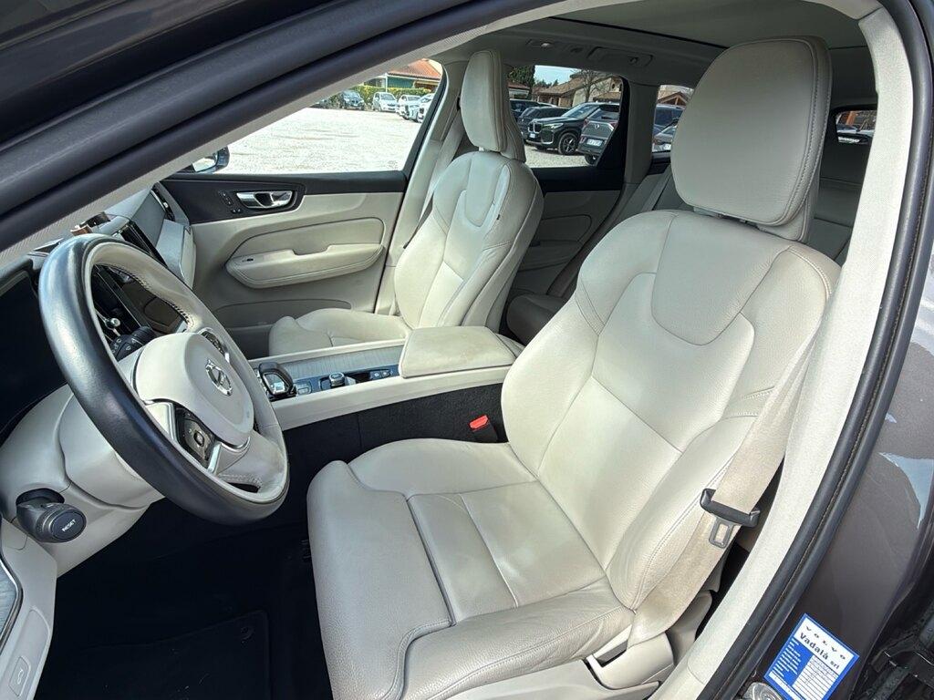 Volvo XC60 2.0 b4 Plus Bright awd auto