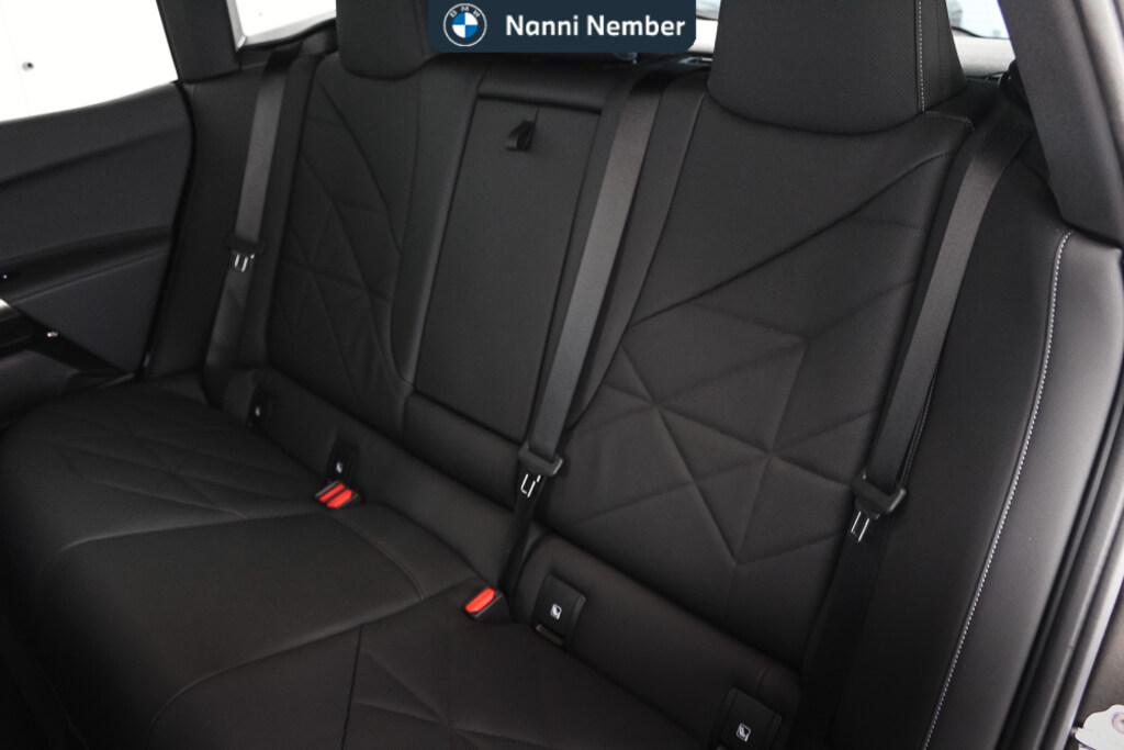 BMW iX xdrive40 pacchetto sportivo