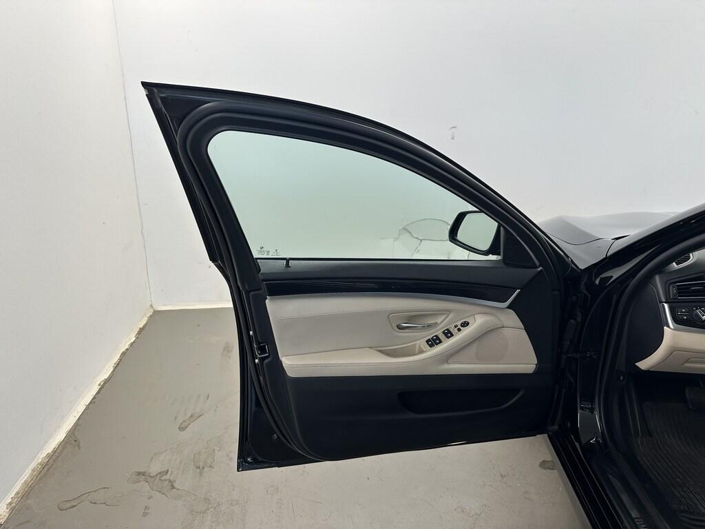 BMW Serie 5 520d Touring Business 190cv auto