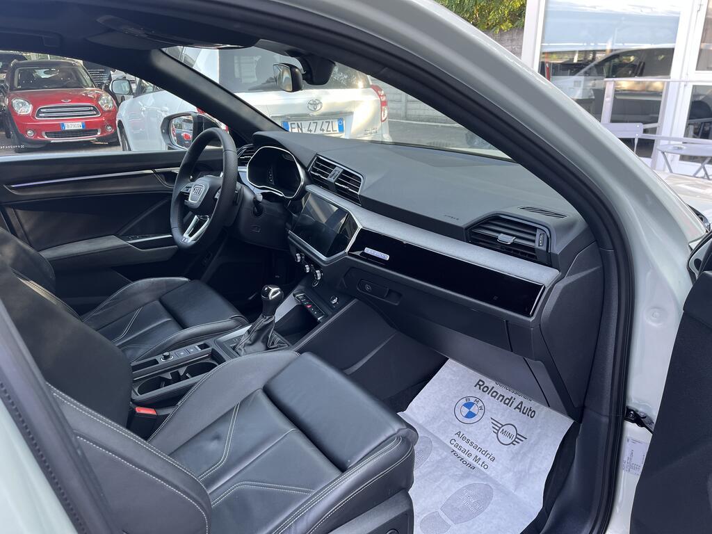 Audi Q3 Sportback 45 2.0 tfsi Identity Black quattro 245cv s.-tronic
