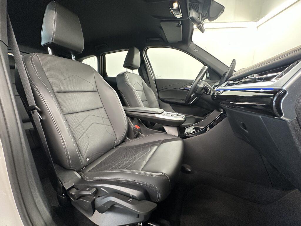 BMW iX1 edrive 20 X-Line