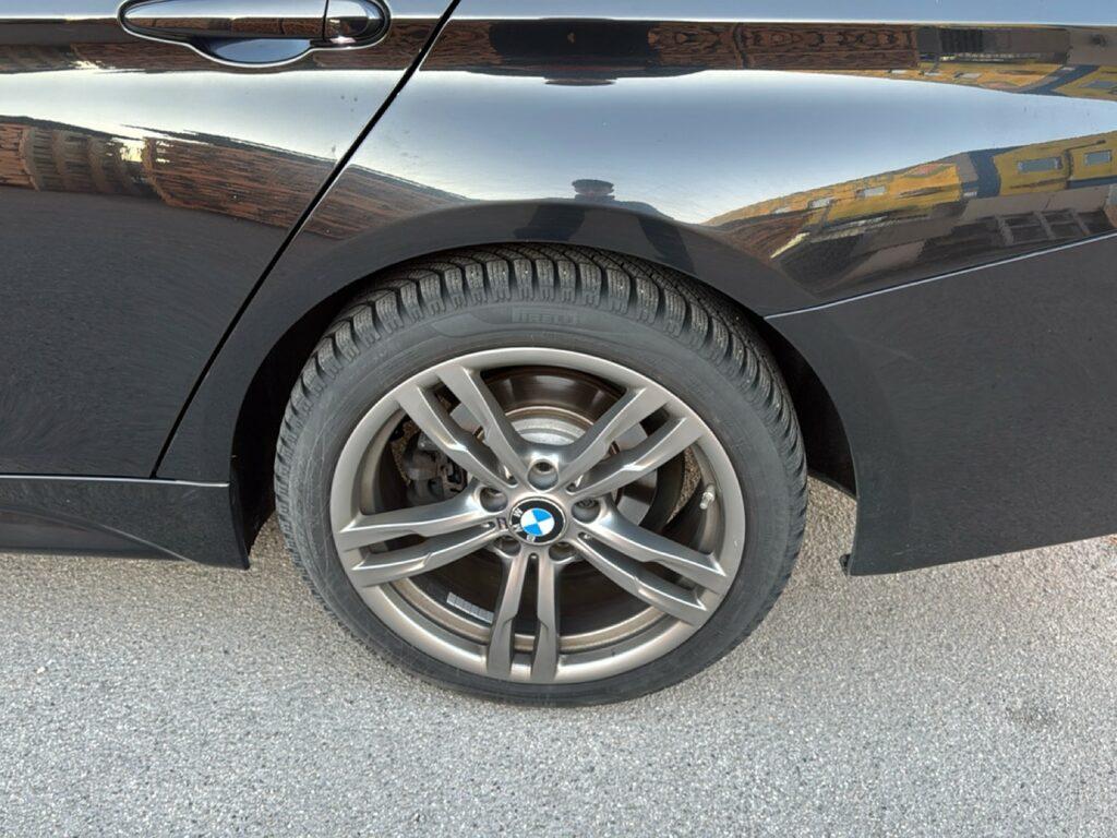 BMW Serie 3 330i Touring xdrive Msport auto