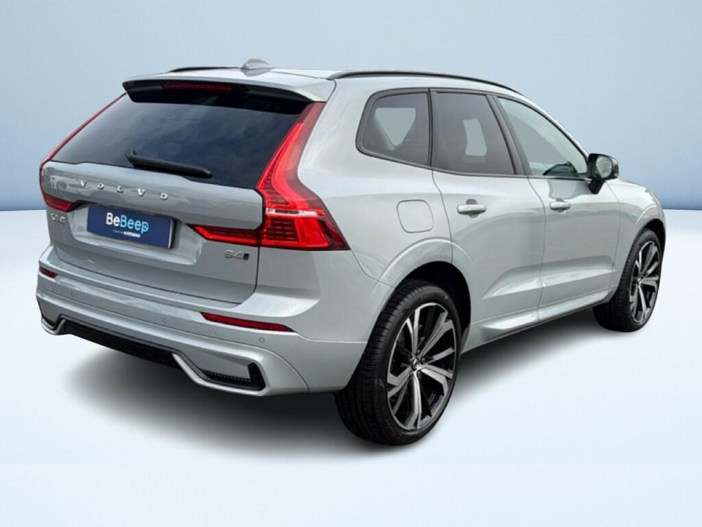 Volvo XC60 2.0 b4 Ultimate Dark awd auto
