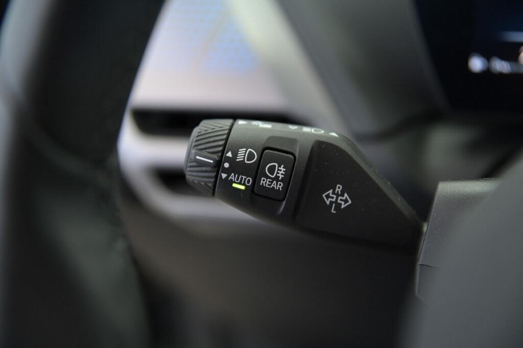 BMW Serie 1 120 48V auto