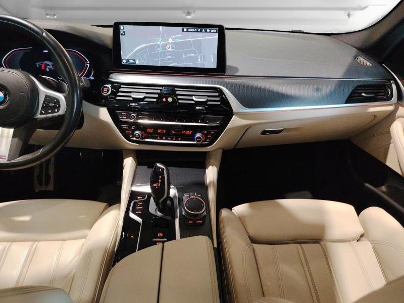 BMW Serie 5 530d Touring mhev 48V xdrive Msport auto