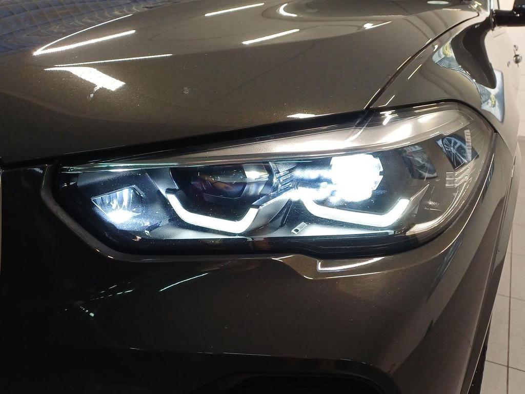 BMW X5 xdrive30d mhev 48V Msport auto