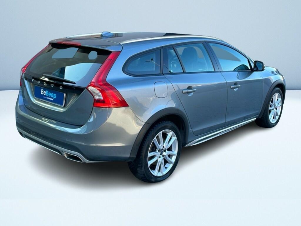 Volvo V60 Cross Country 2.4 D4 Momentum awd geartronic