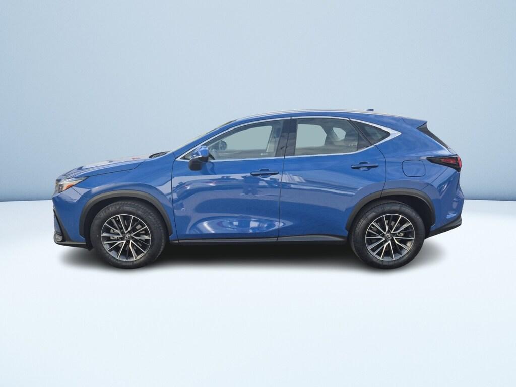 Lexus NX 2.5 hybrid Business 4wd e-cvt