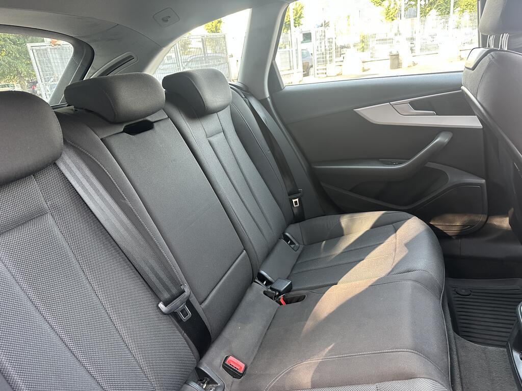 Audi A4 Allroad 40 2.0 tdi Business 190cv s-tronic my16