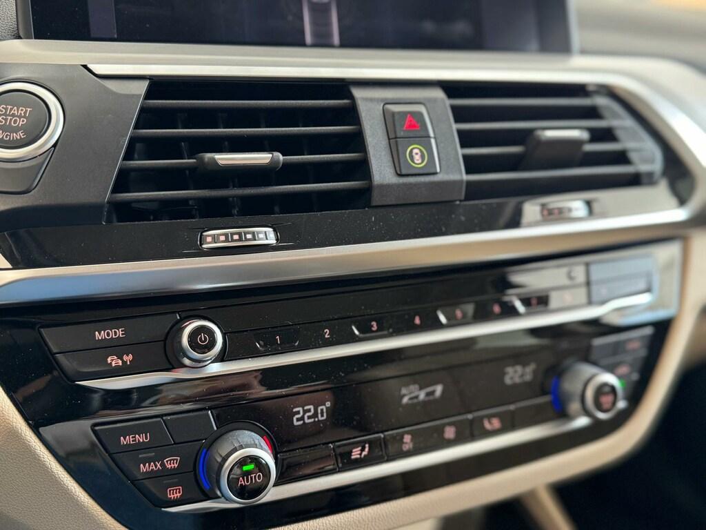 BMW X3 xdrive20d mhev 48V Luxury auto