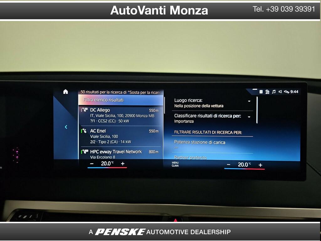 BMW iX xdrive50 pacchetto sportivo