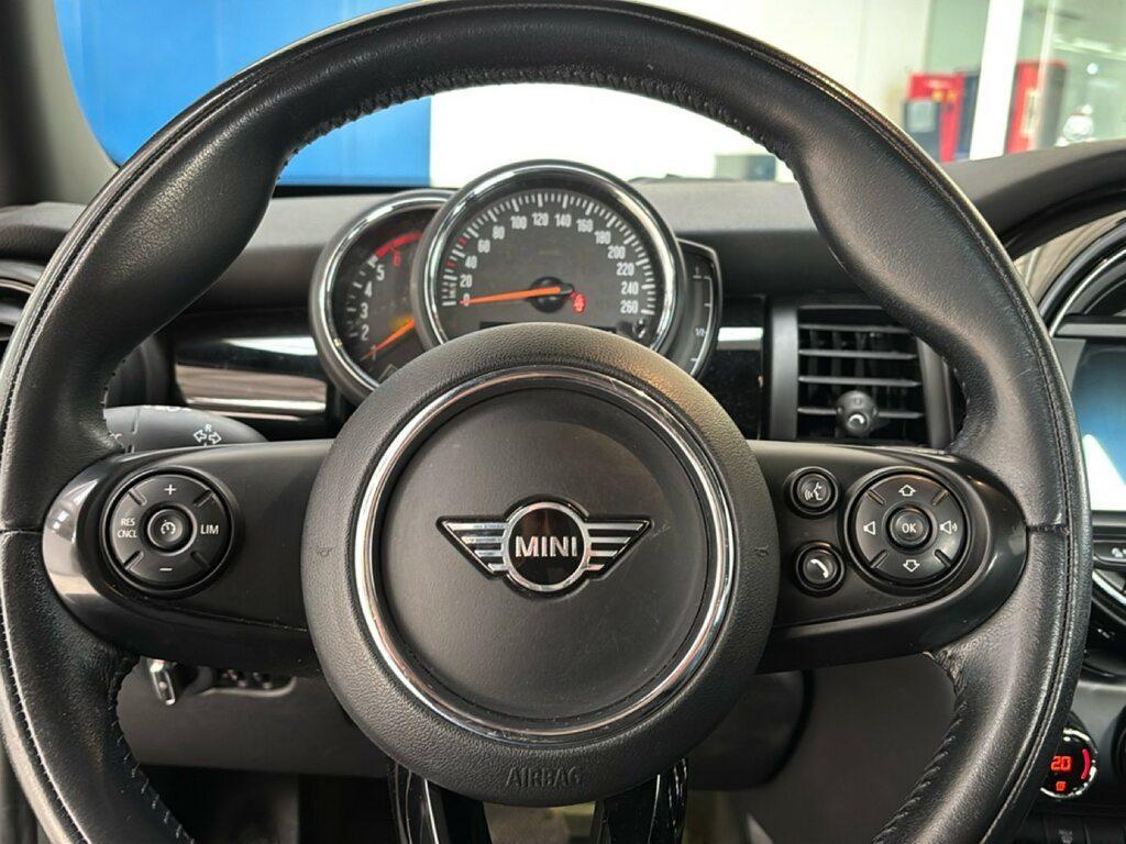 Mini Cooper D 1.5 TwinPower Turbo Cooper D Hype DCT
