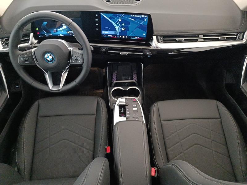 BMW iX1 edrive 20 X-Line