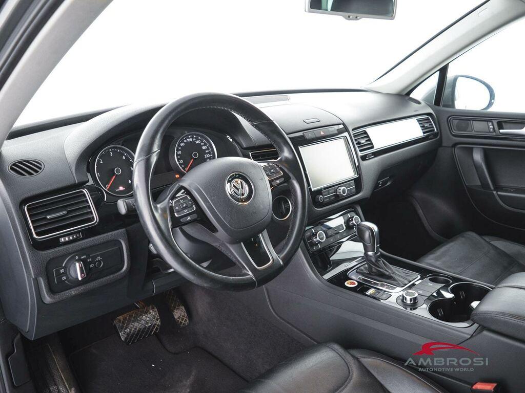 Volkswagen Touareg 3.0 V6 tdi Executive 245cv tiptronic