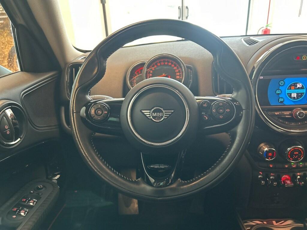 Mini Cooper D Countryman 2.0 TwinPower Turbo Cooper D Boost Steptronic