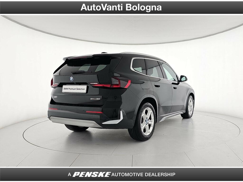 BMW iX1 edrive 20 X-Line