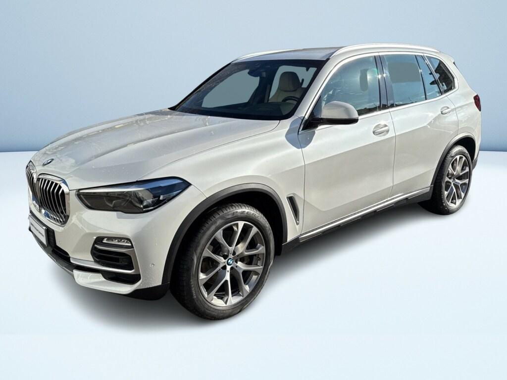 BMW X5 xdrive40d mhev 48V xLine auto