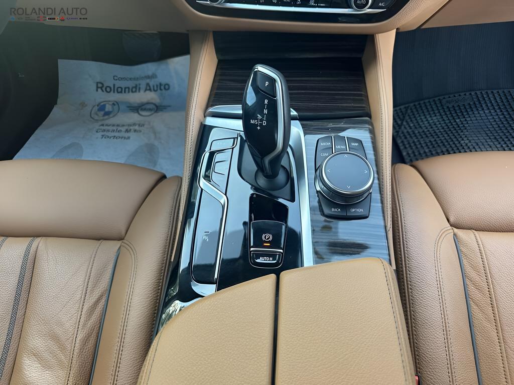 BMW Serie 5 530d mhev 48V xdrive Luxury auto