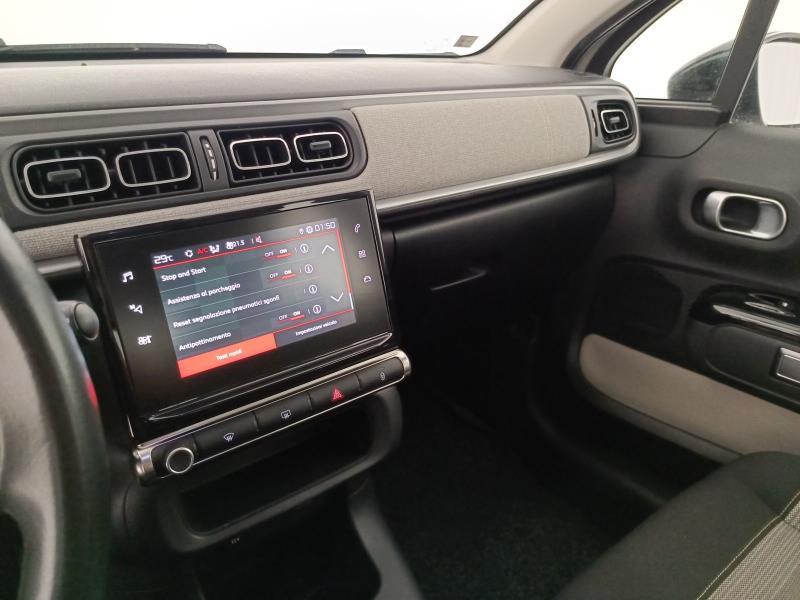 Citroen C3 1.2 puretech Shine s&s 83cv my18