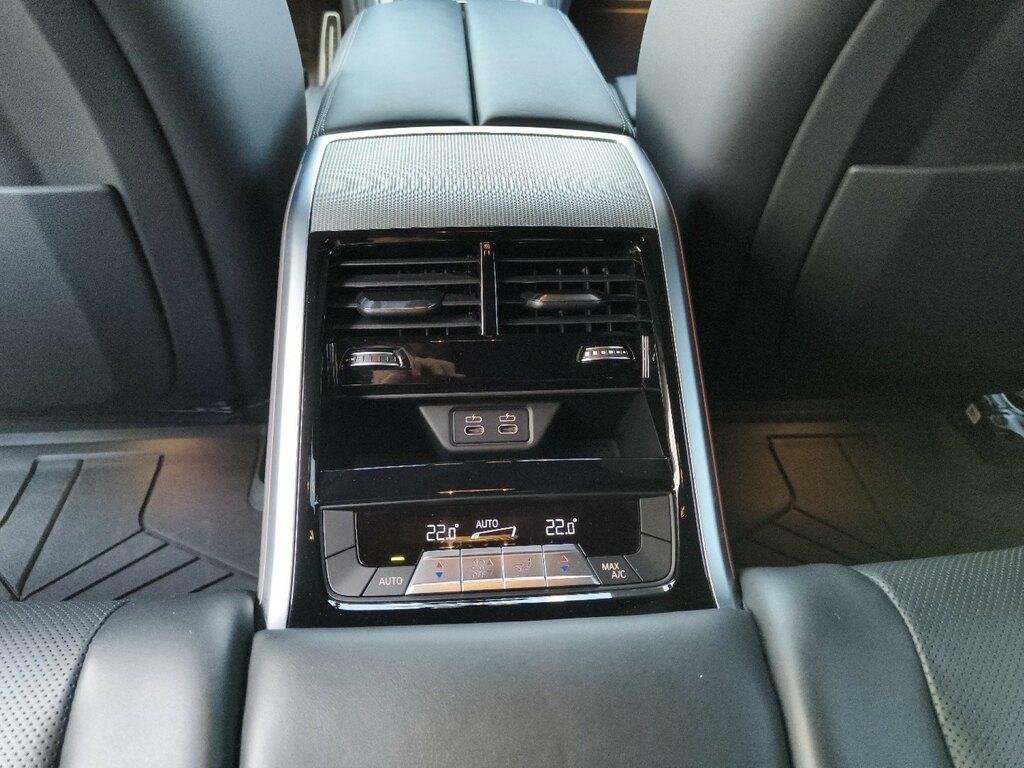 BMW Serie 8 840d Gran Coupe mhev 48V xdrive auto