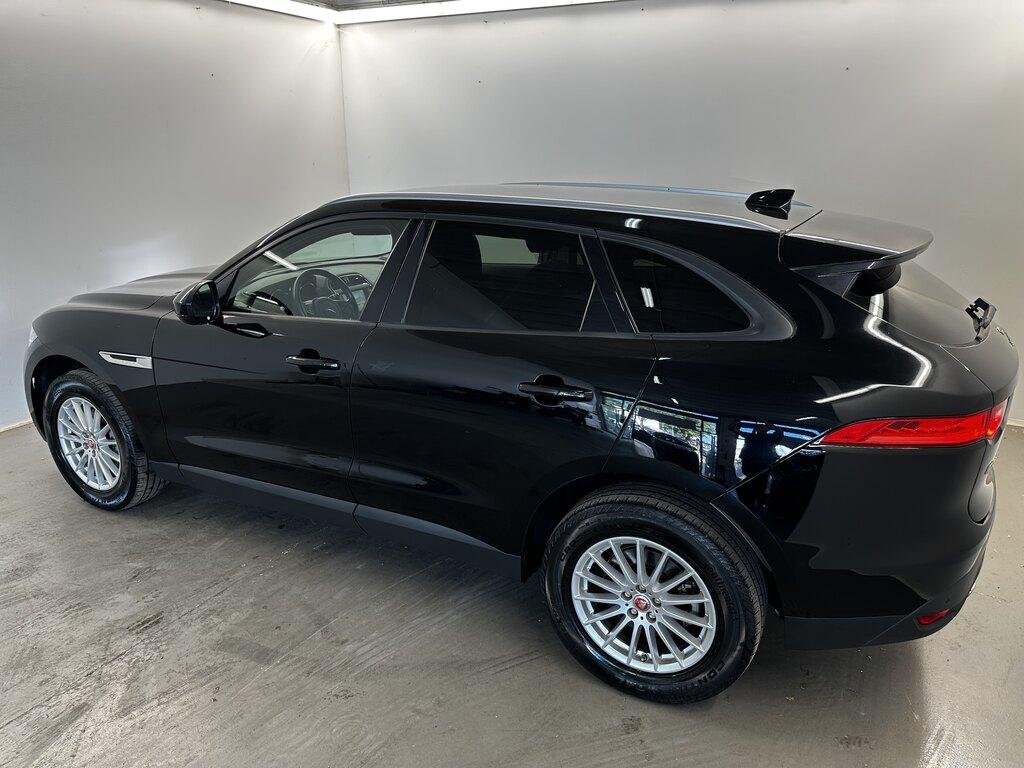 Jaguar F-Pace 2.0d i4 Pure awd 180cv auto my18