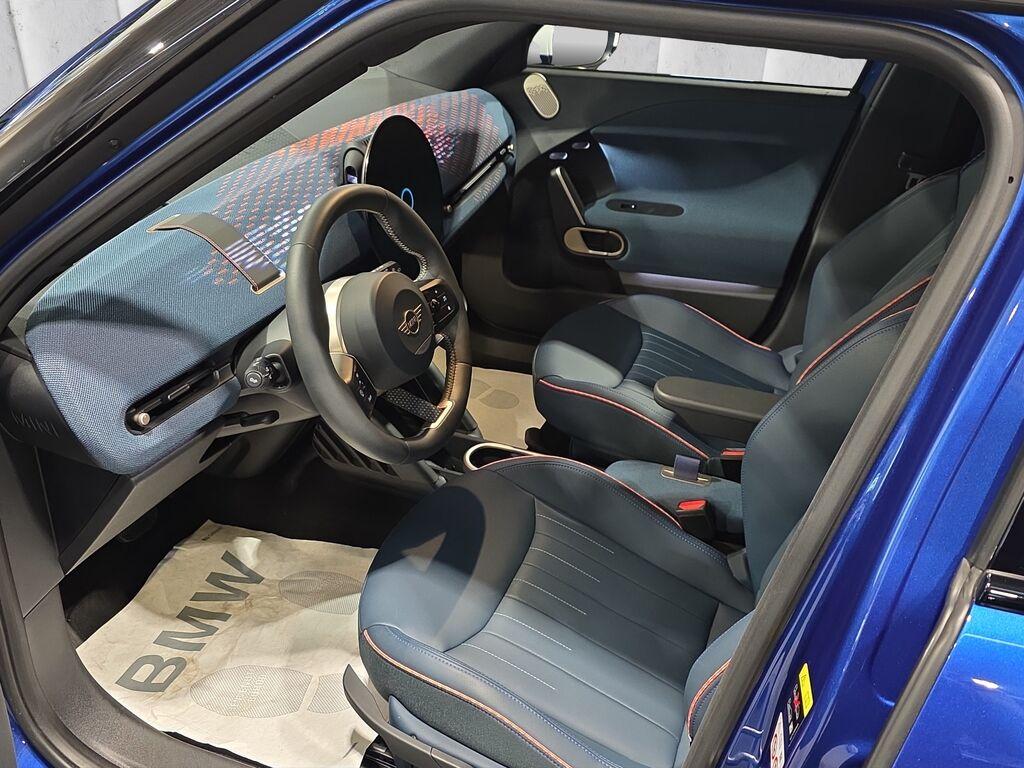 Mini Mini Aceman E Favoured